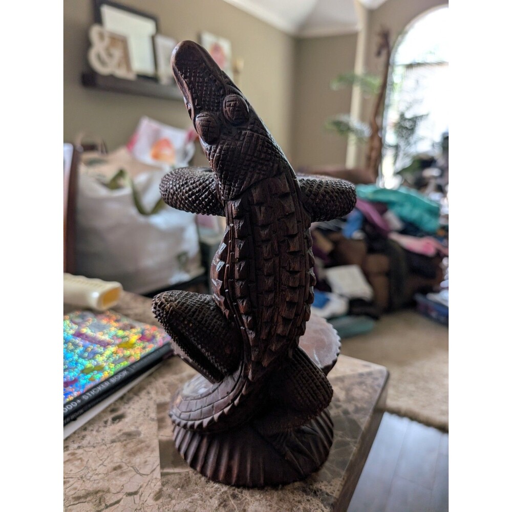 Hand Carved Wooden Alligator Wine Rack, Rustic Bottle Holder Bar Decor Gift
